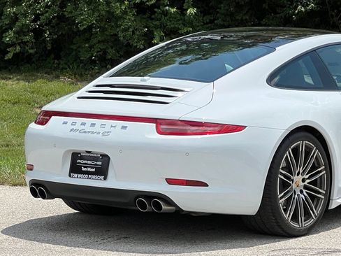 Used 2015 Porsche 911 Carrera 4S AWD/4WD image 11