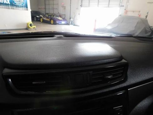 Used 2019 Nissan Rogue Sport S w/ Appearance Package image 30