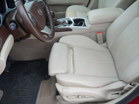 Used 2012 Cadillac SRX Luxury image 9