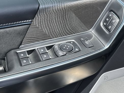 New 2025 Ford F250 Platinum image 50