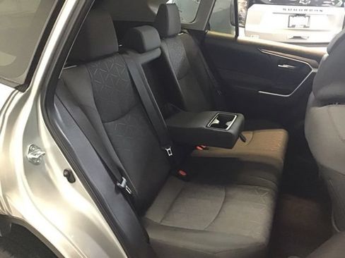 Used 2024 Toyota RAV4 XLE AWD/4WD image 23