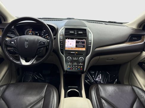 Used 2019 Lincoln MKC Reserve FWD image 20