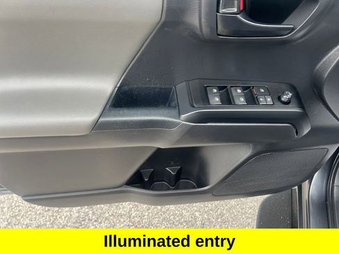 Used 2023 Toyota Tacoma SR image 10