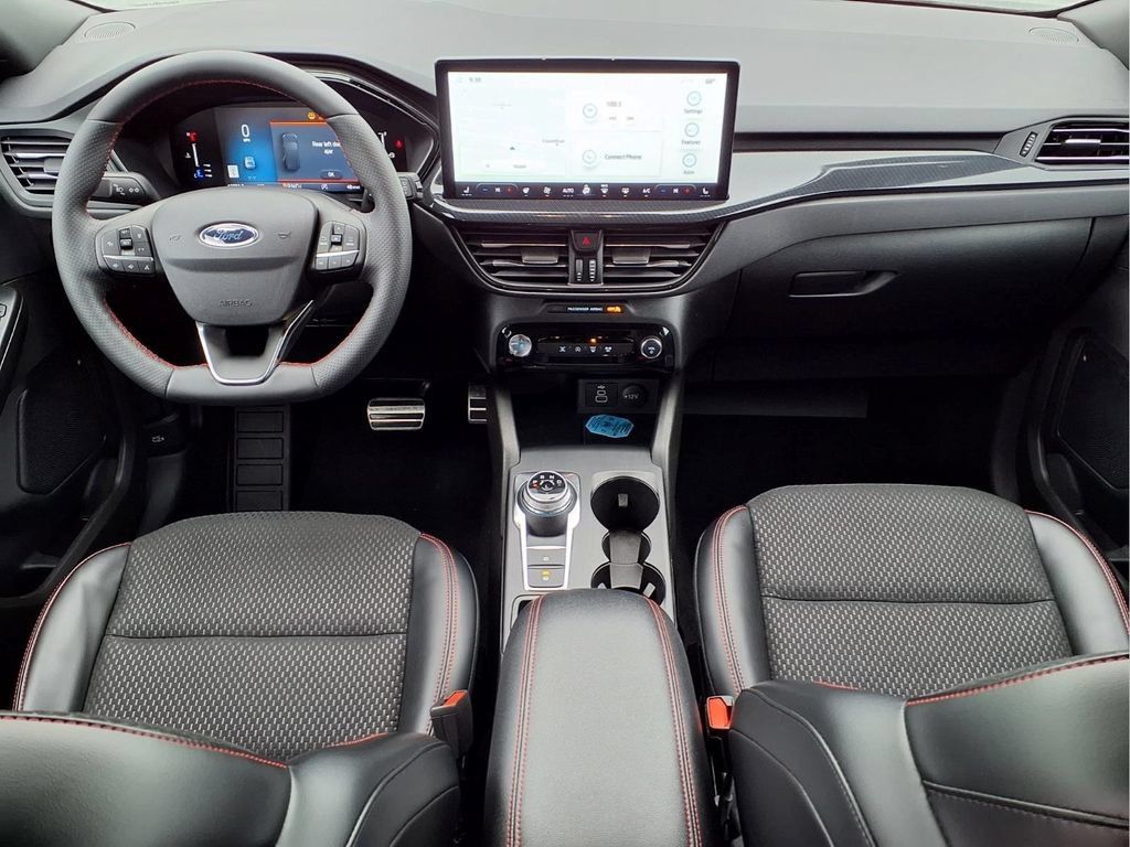Used 2024 Ford Escape ST-Line w/ Tech Pack #1 AWD/4WD image 12
