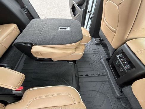 Used 2023 Chevrolet Traverse Premier w/ LPO, Floor Liner Package AWD/4WD image 8