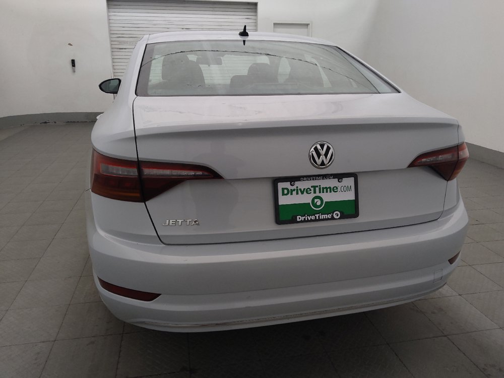 Used 2019 Volkswagen Jetta R-Line FWD image 6