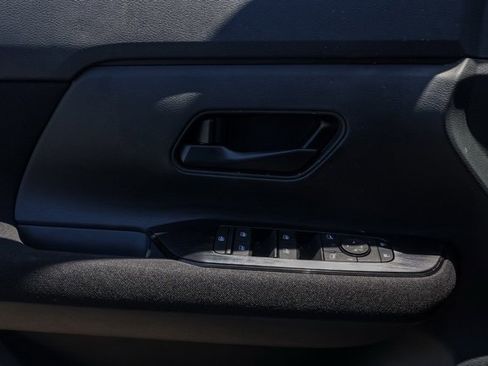 New 2025 Nissan Kicks S w/ Charging Package image 24