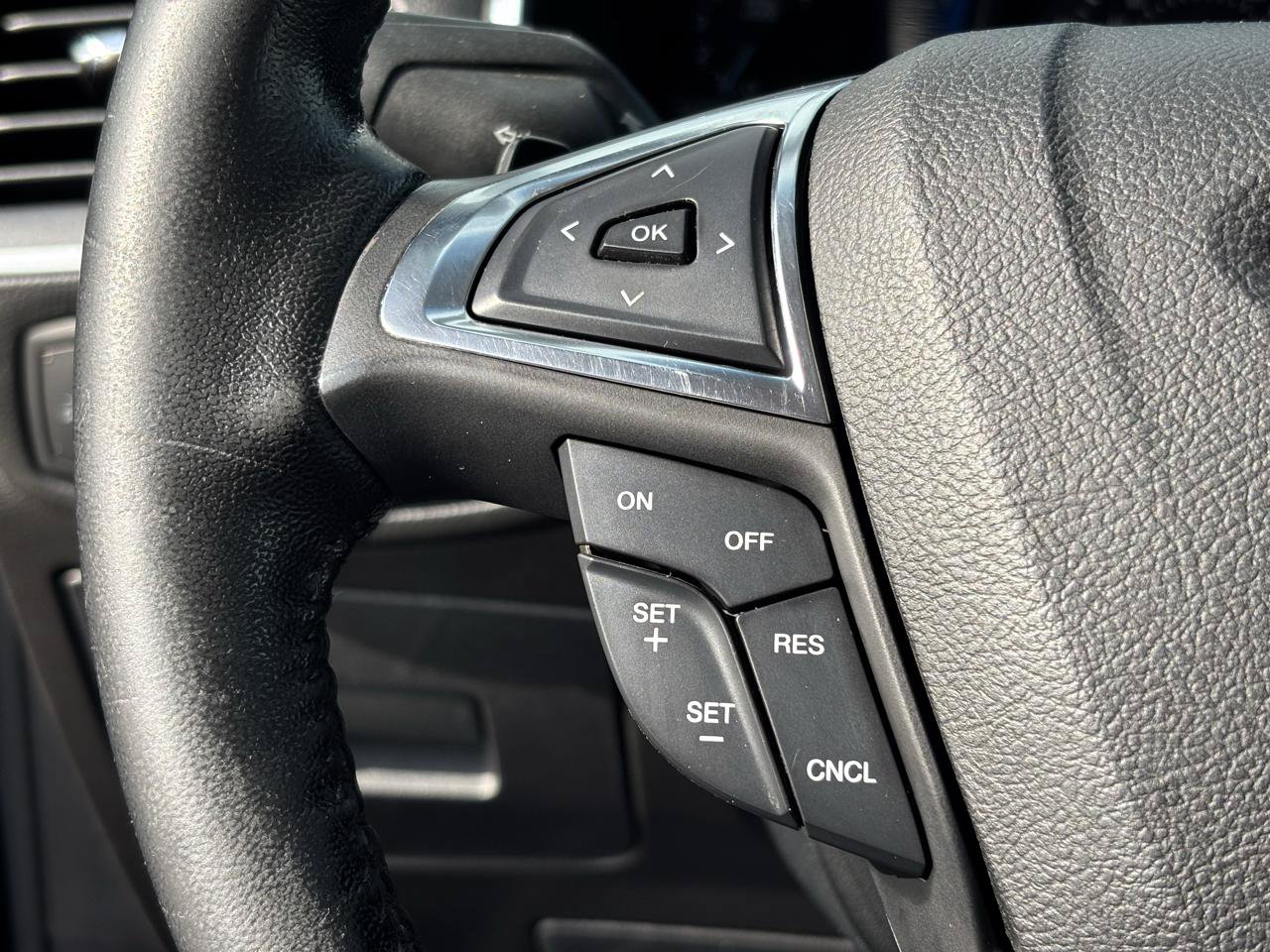 Used 2016 Ford Edge Titanium AWD/4WD image 20