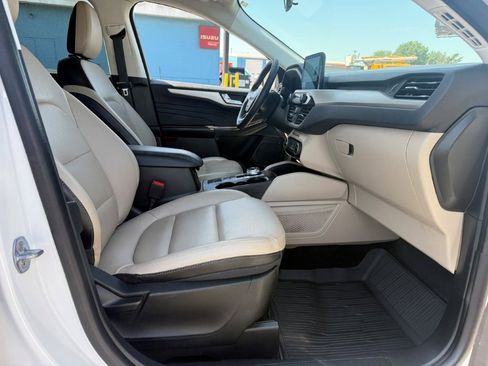 Used 2022 Ford Escape SEL AWD/4WD image 24