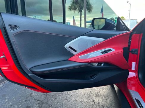 Used 2020 Chevrolet Corvette Stingray Preferred Cpe w/ 2LT Preferred Equipment Group RWD image 10