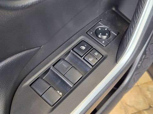 Used 2023 Toyota RAV4 LE FWD image 12