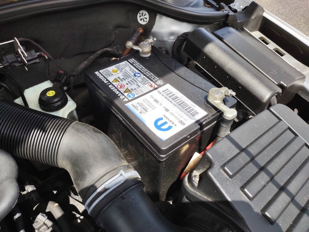 Used 2014 Volkswagen Jetta S FWD image 40