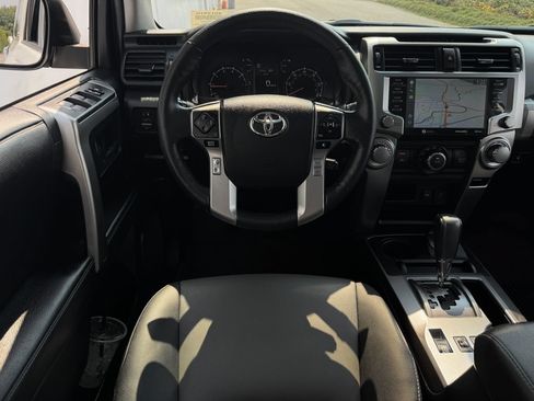 Certified 2023 Toyota 4Runner SR5 Premium w/ Moonroof Package AWD/4WD image 15