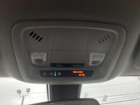 Used 2022 Chevrolet Malibu LT image 23