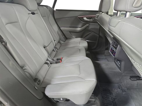 Used 2023 Audi Q8 Premium Plus w/ Premium Plus Package image 26