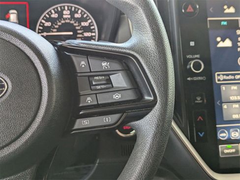Used 2024 Subaru Crosstrek 2.0i Premium image 20
