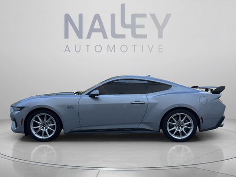 Used 2024 Ford Mustang GT Premium RWD image 2