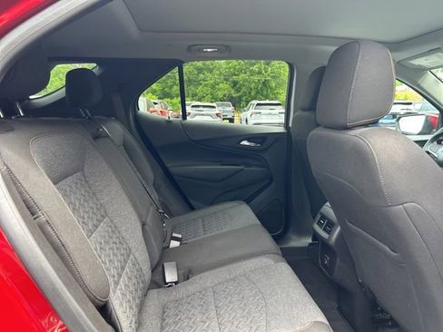 Used 2023 Chevrolet Equinox LT AWD/4WD image 13