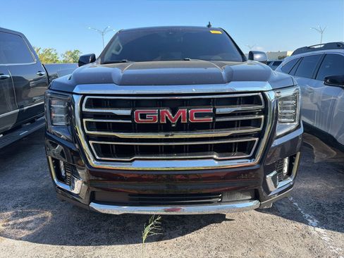 Used 2021 GMC Yukon SLT w/ Rear Media and Nav Package image 2