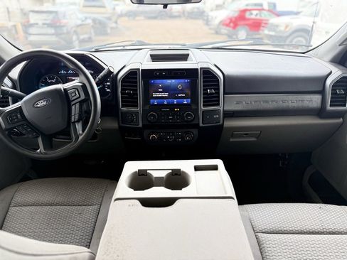 Used 2022 Ford F550 4x4 Crew Cab Super Duty image 14