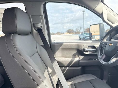 New 2026 Chevrolet Silverado 2500 W/T w/ WT Convenience Package image 10