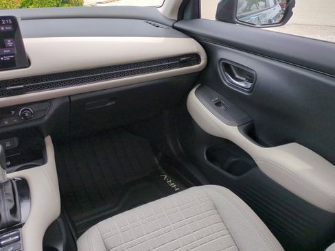 New 2026 Honda HR-V LX image 15