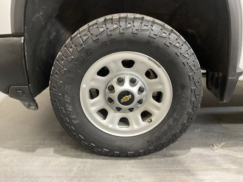 Used 2024 Chevrolet Silverado 3500 W/T w/ WT Convenience Package image 6