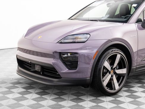 New 2025 Porsche Macan 4S Electric image 38