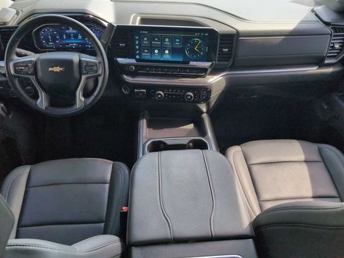 Used 2025 Chevrolet Silverado 2500 LTZ w/ LTZ Premium Package AWD/4WD image 20