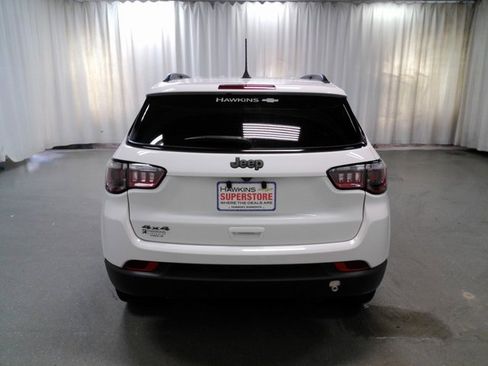 Used 2025 Jeep Compass Latitude w/ Altitude Special Edition image 5