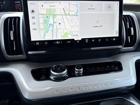 New 2027 Ford Expedition Active RWD image 10
