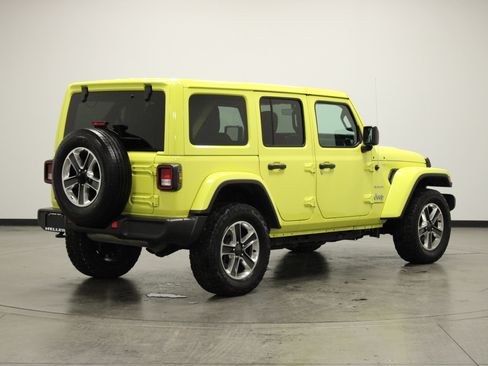 Used 2023 Jeep Wrangler Sahara image 8