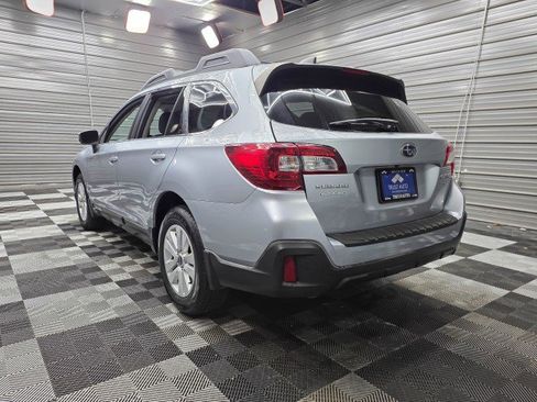 Used 2019 Subaru Outback 2.5i Premium AWD/4WD image 8