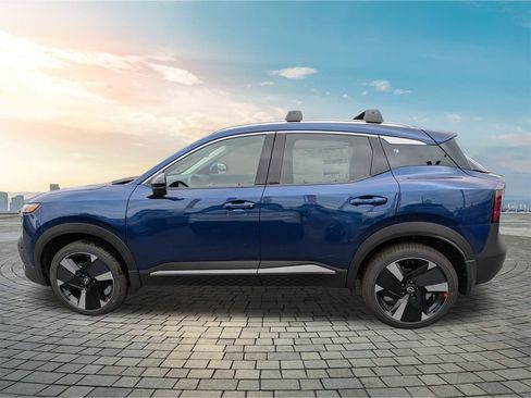 New 2026 Nissan Kicks SR w/ Cold Weather Package image 7