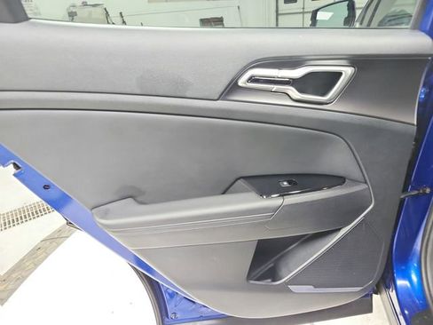 Used 2024 Kia Sportage EX AWD/4WD image 33