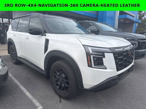 Used 2025 Nissan Armada PRO-4X image 1