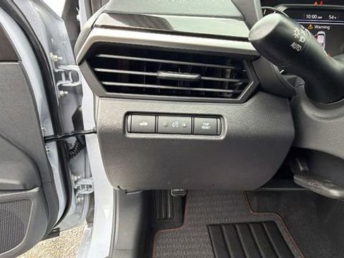 New 2025 Nissan Altima 2.5 SR w/ SR Premium Package image 30