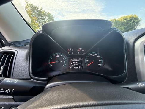 Used 2022 GMC Canyon Elevation w/ Elevation Premium Package image 16