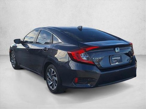 Used 2018 Honda Civic EX image 7