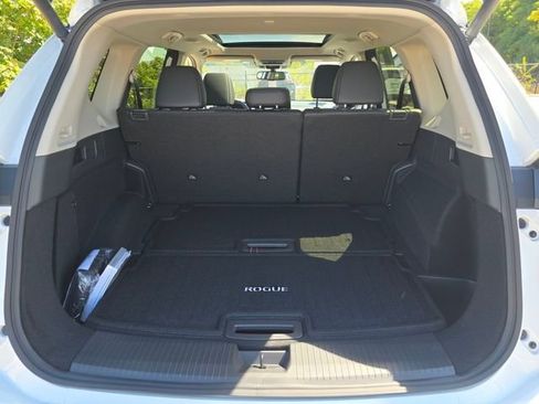 New 2026 Nissan Rogue Platinum w/ Platinum Premium Package image 25