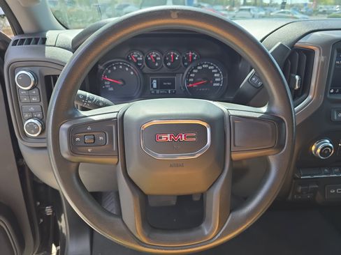 Used 2021 GMC Sierra 1500 4x4 Crew Cab w/ Sierra Value Package image 29