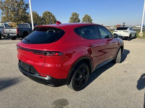 Used 2024 Dodge Hornet R/T w/ R/T Blacktop Package image 8