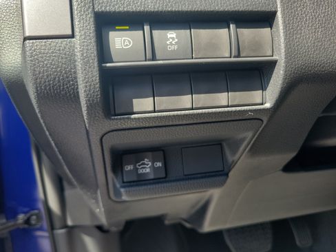 Used 2025 Toyota Tacoma SR5 RWD image 19