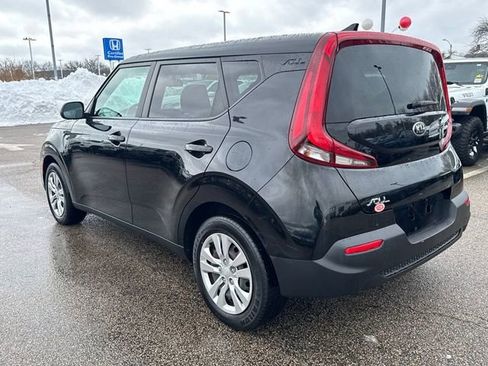 Used 2021 Kia Soul LX image 5