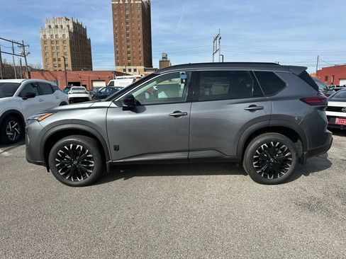 New 2026 Nissan Rogue SV image 2