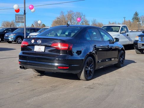 Used 2018 Volkswagen Jetta Sport image 10