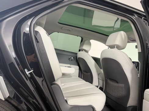 Used 2025 Hyundai Ioniq 5 Limited image 30