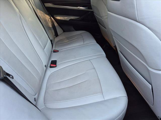 Used 2018 BMW X5 M AWD/4WD image 19