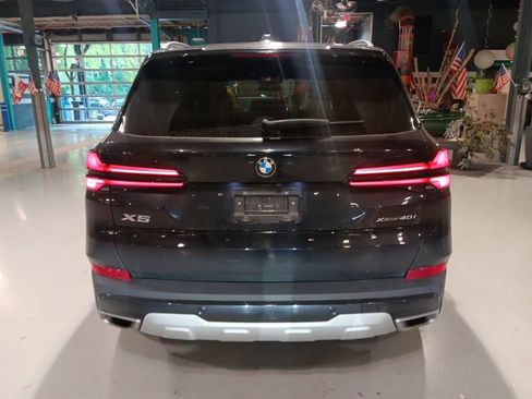Used 2024 BMW X5 xDrive40i w/ Premium Package AWD/4WD image 16