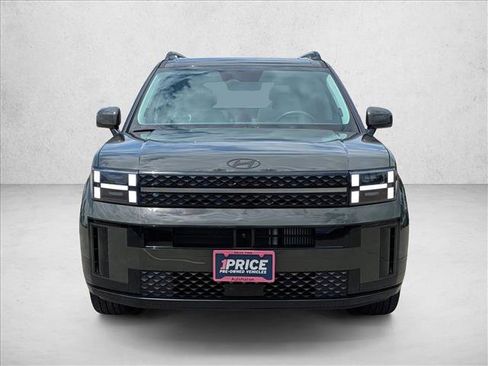 Used 2025 Hyundai Santa Fe Calligraphy image 2